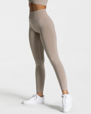 Grey Women's Teveo Focus Scrunch Leggings | 0653-PVXBQ