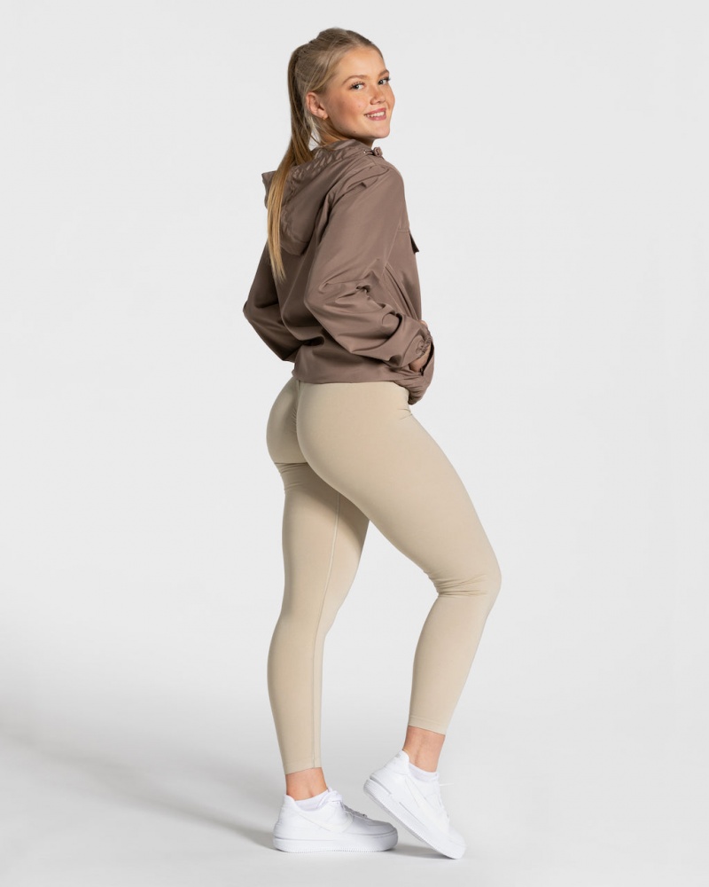 Beige Women's Teveo Statement Windbreaker | 1987-SLFRV