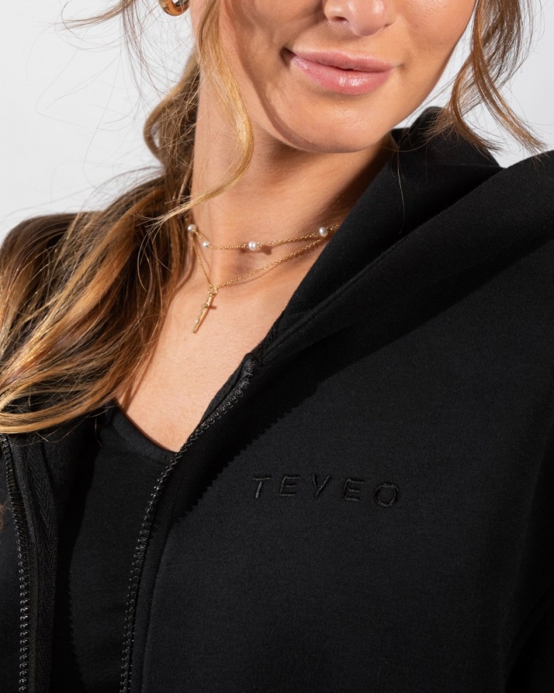 Black Women's Teveo Iconic Oversized Zip Hoodie | 5408-SNPZA