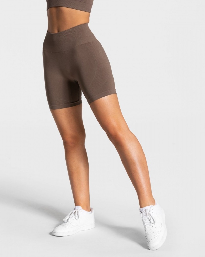 Brown Women's Teveo True Shorts | 9842-REXQL