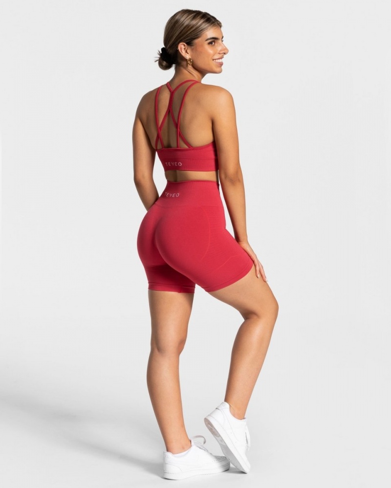 Red Women's Teveo True Shorts | 9871-GCLTK