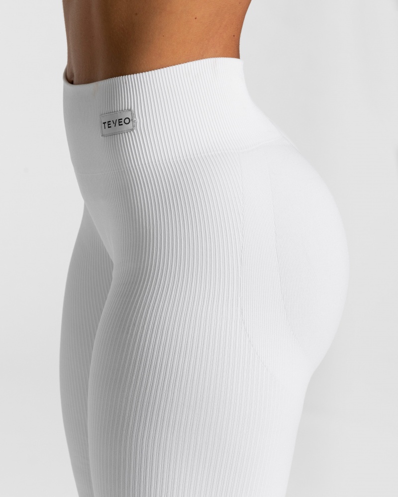 White Women's Teveo Elegant Scrunch Leggings | 7649-IOMPR