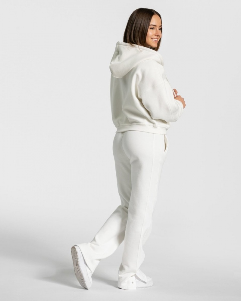 White Women's Teveo Sassy Slit Jogger | 3654-APKEO