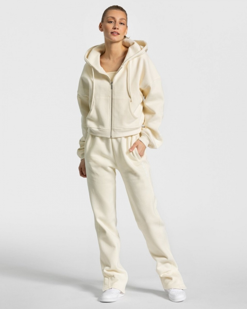 White Women's Teveo Sassy Slit Jogger | 3741-WKJQN