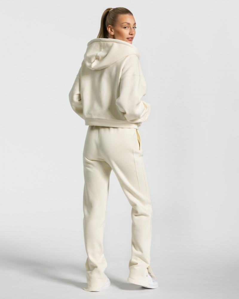 White Women's Teveo Sassy Slit Jogger | 3741-WKJQN